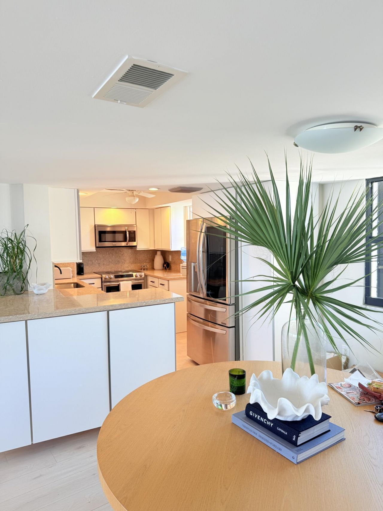 5200 N Flagler Drive, Unit 1406, West Palm Beach, FL 33407 Photo