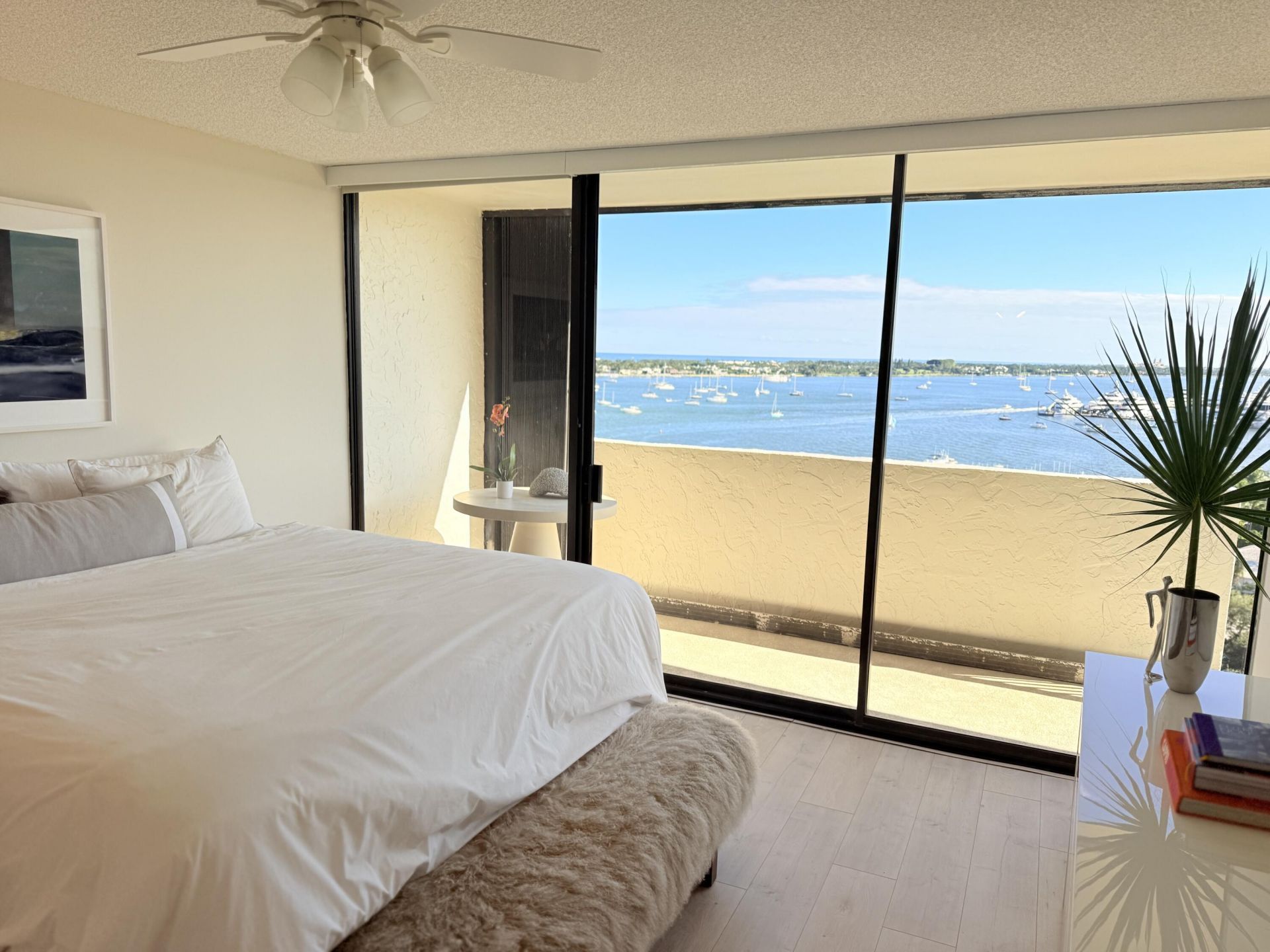 5200 N Flagler Drive, Unit 1406, West Palm Beach, FL 33407 Photo