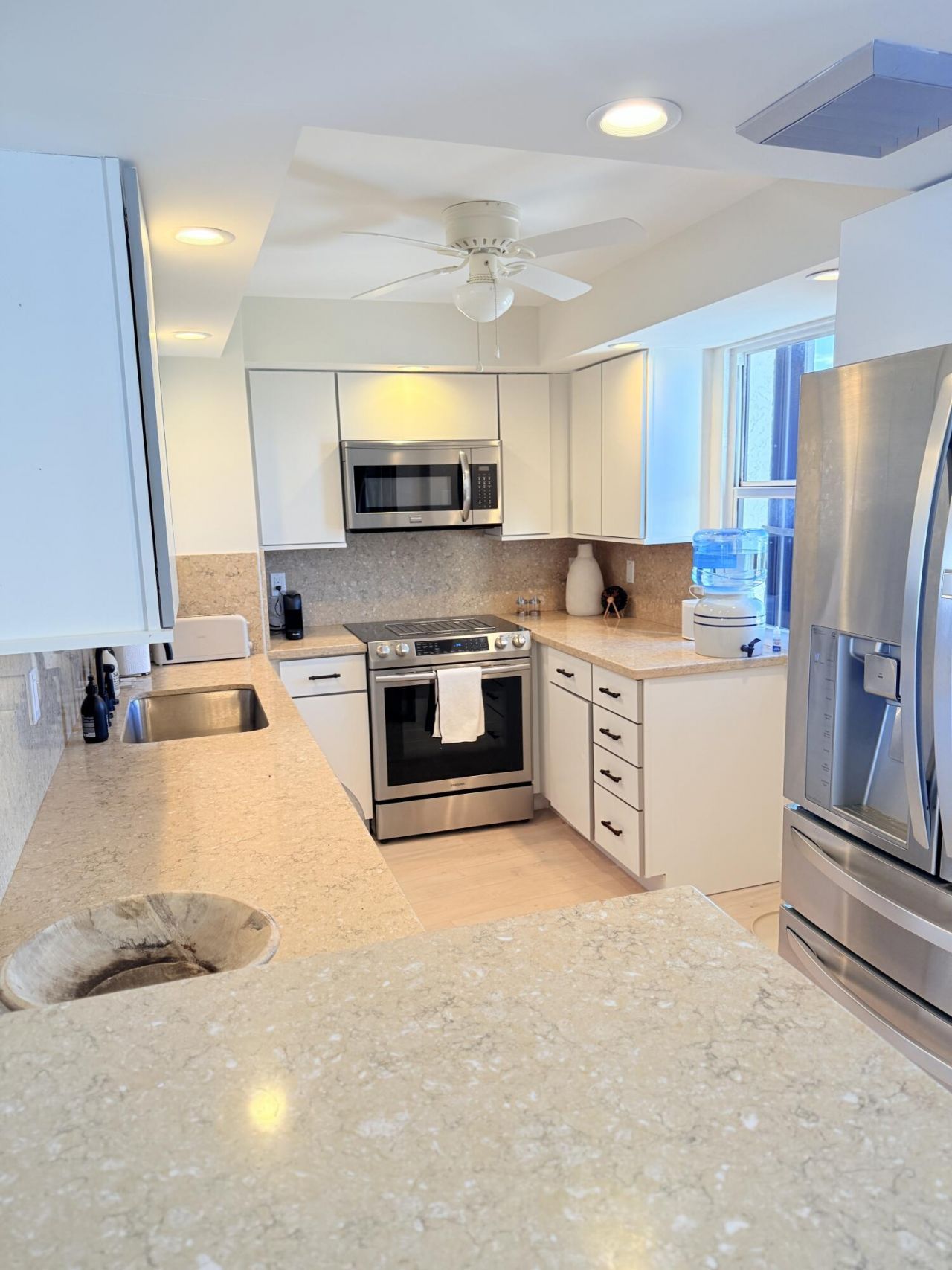 5200 N Flagler Drive, Unit 1406, West Palm Beach, FL 33407 Photo