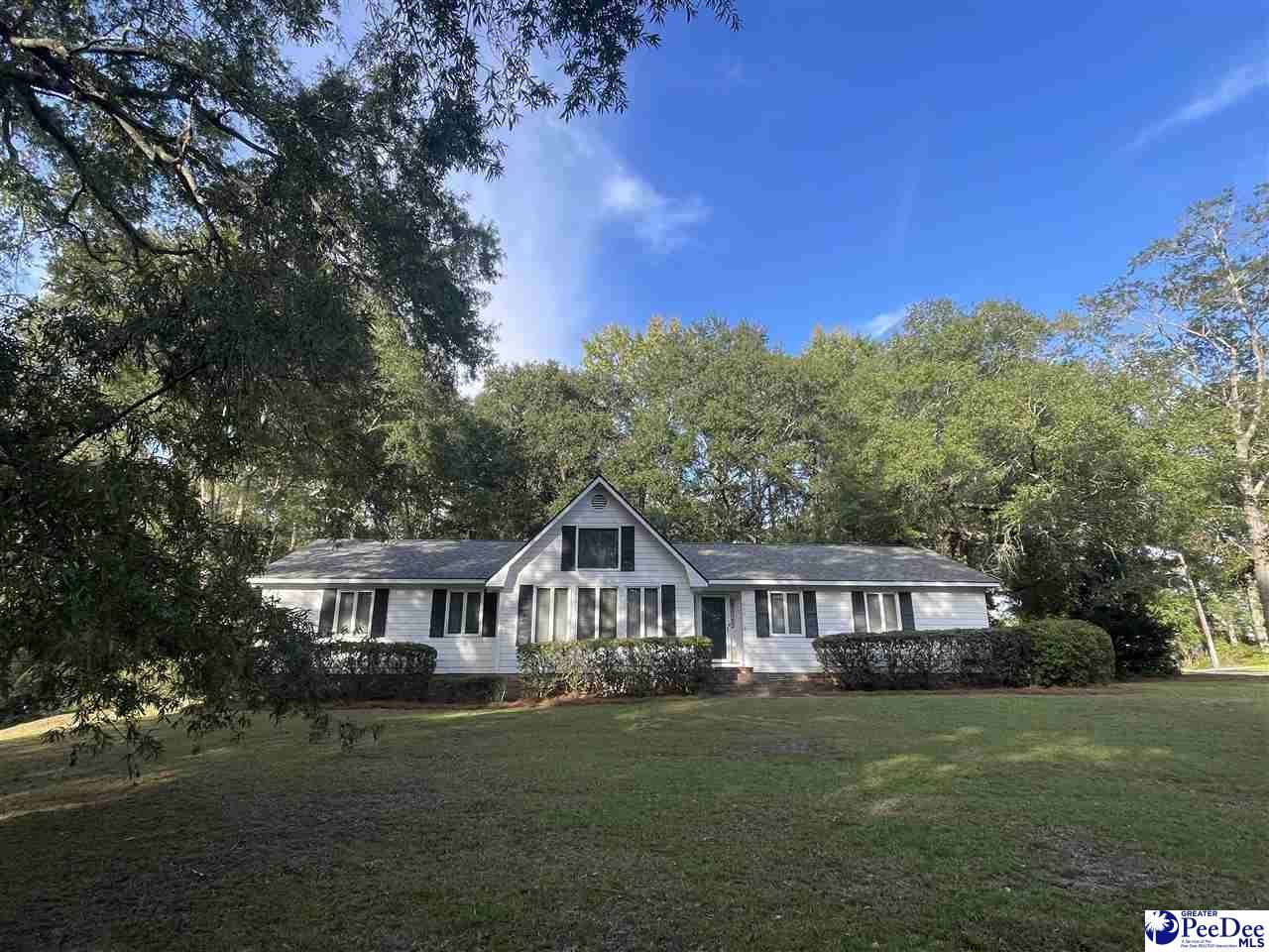 607 Ascot Drive Photo 4