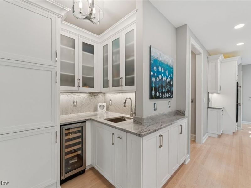 2520 Interlachen Lane, Westlake, OH 44145 Photo 12