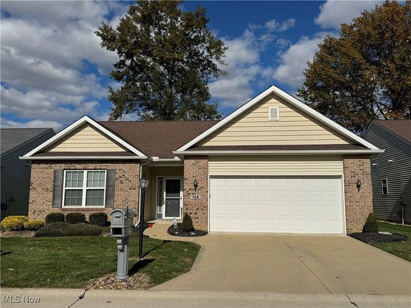 134 Richmond Court, Elyria, OH 44035 Photo 1