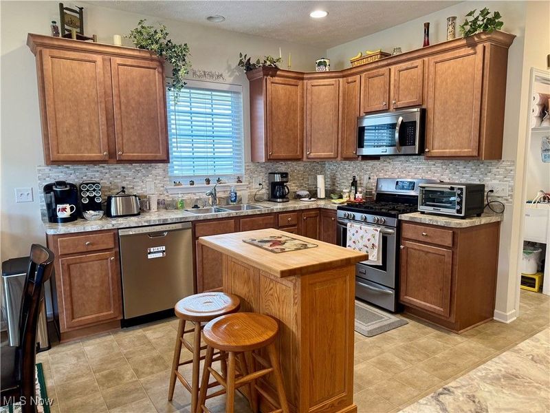 134 Richmond Court, Elyria, OH 44035 Photo 18