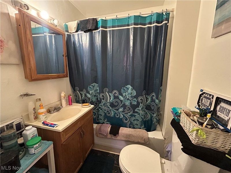 1012 E 72nd Place, Cleveland, OH 44103 Photo 17