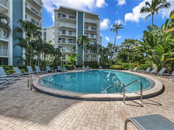 1300 Gulf Shore BLVD N, Unit 507, NAPLES, FL 34102