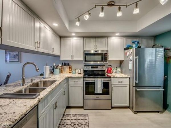 11110 Caravel CIR, Unit 205, FORT MYERS, FL 33908