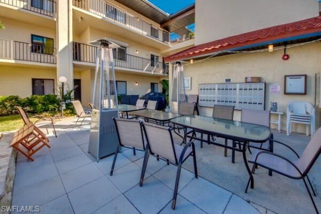11110 Caravel Cir, Unit 205, Fort Myers, FL 33908 Photo