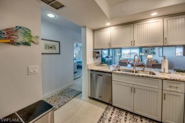 11110 Caravel Cir, Unit 205, Fort Myers, FL 33908 Photo