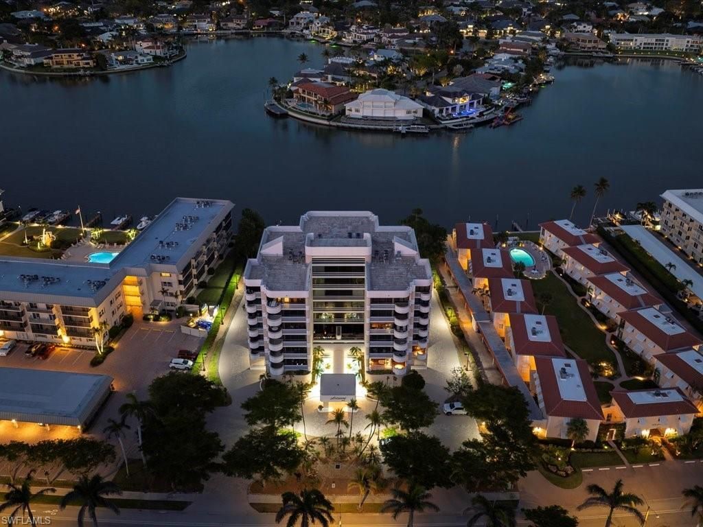 3100 Gulf Shore Blvd N, Unit 201, Naples, FL 34103 Photo