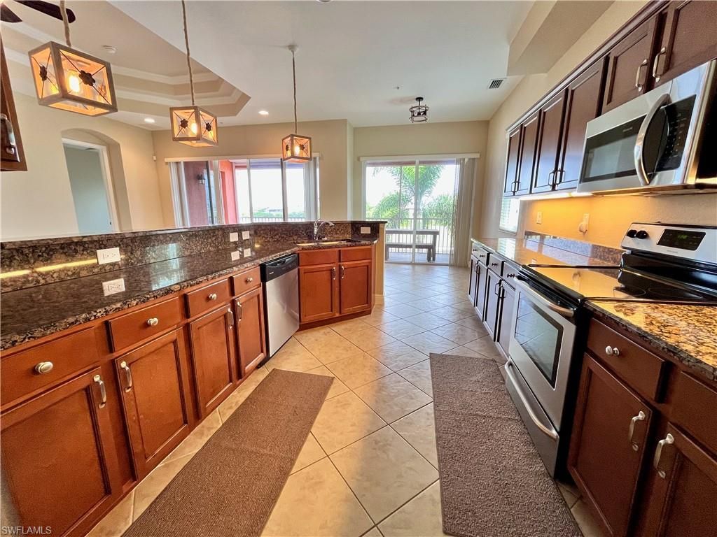 174 Shadroe Cove Cir, Unit 1004, Cape Coral, FL 33991 Photo