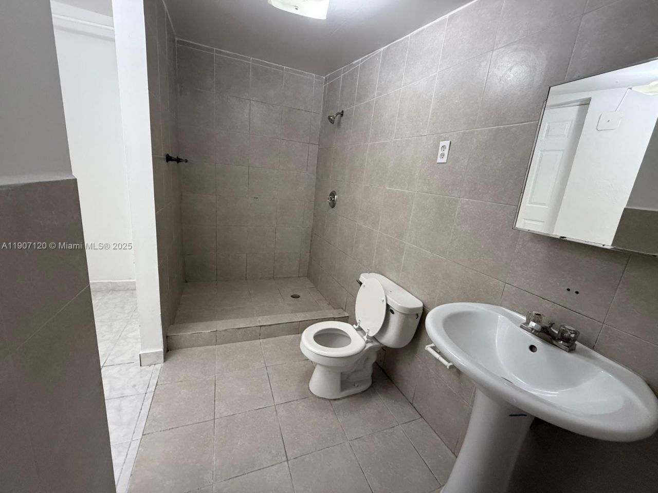 17360 SW 121st Ave, Miami, FL 33177 Photo