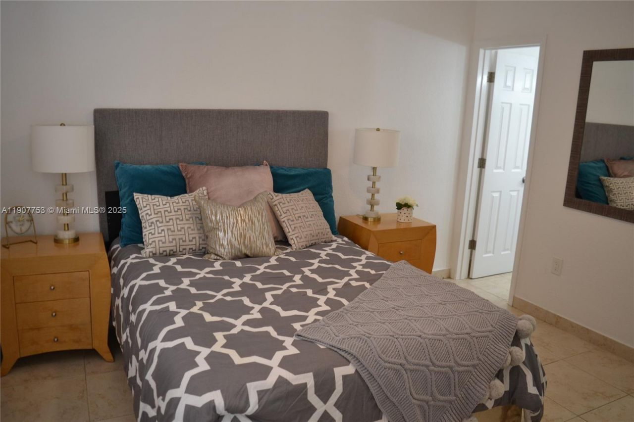 3221 SW 93rd Pl, Miami, FL 33165 Photo