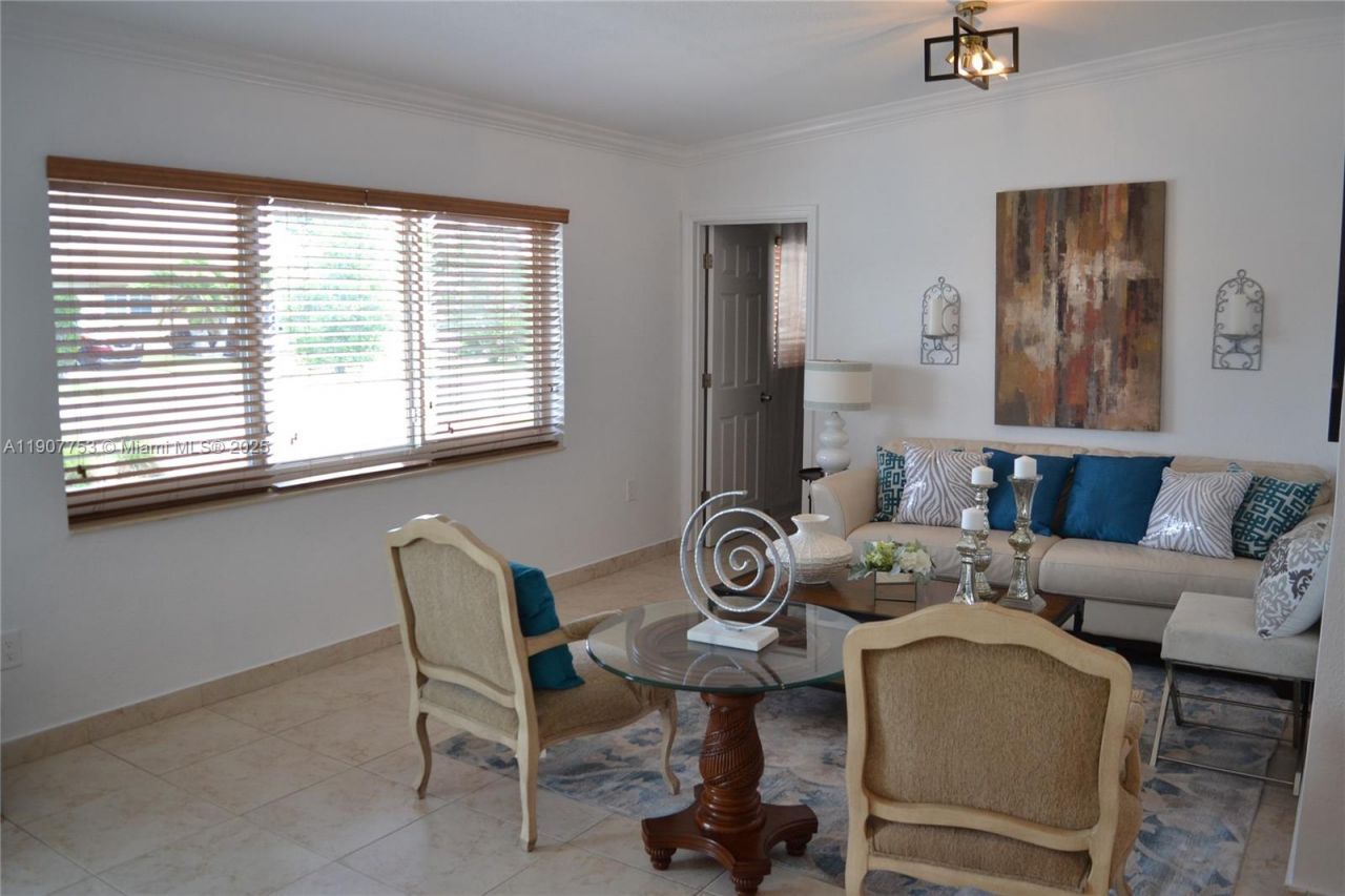 3221 SW 93rd Pl, Miami, FL 33165 Photo