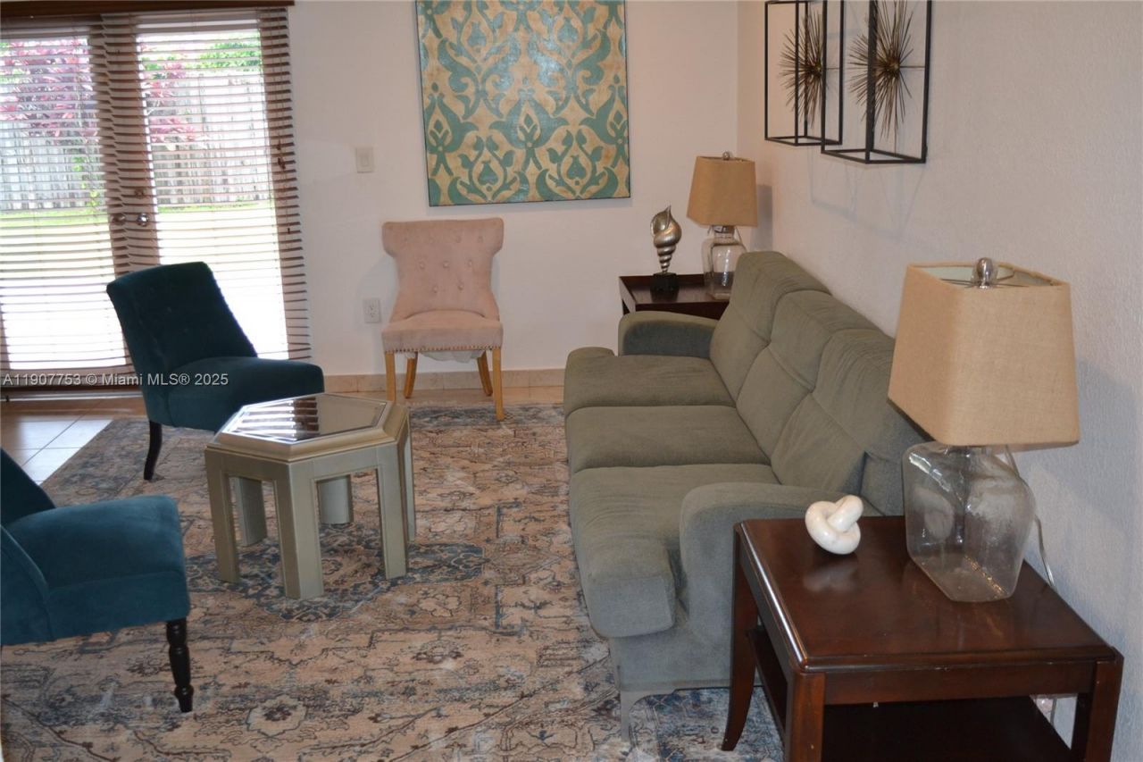 3221 SW 93rd Pl, Miami, FL 33165 Photo