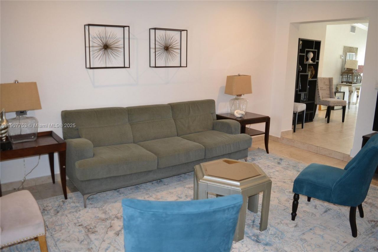 3221 SW 93rd Pl, Miami, FL 33165 Photo