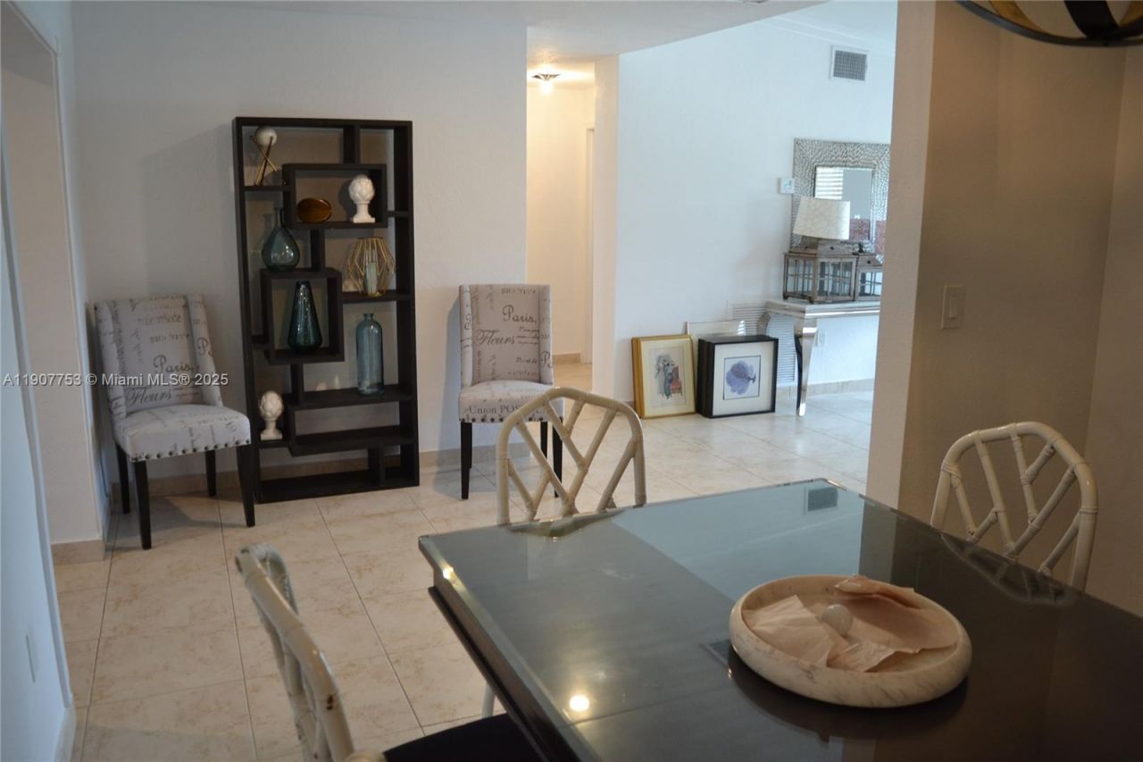 3221 SW 93rd Pl, Miami, FL 33165 Photo