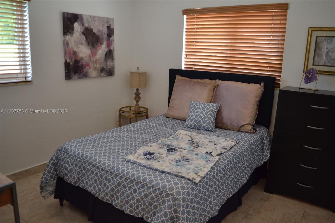 3221 SW 93rd Pl, Miami, FL 33165 Photo