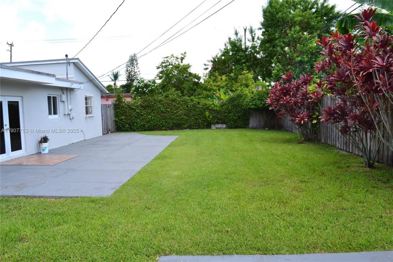 3221 SW 93rd Pl, Miami, FL 33165 Photo