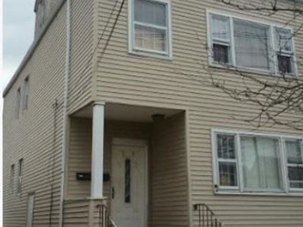 94 Locust Avenue, WALLINGTON, NJ 07057