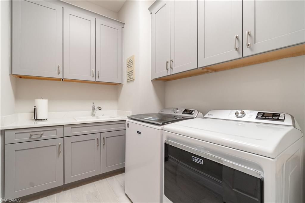 16813 Bay Island Ct, Bonita Springs, FL 34135 Photo