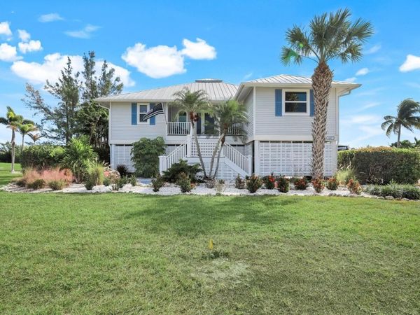 1417 Causey Ct, Sanibel, FL 33957
