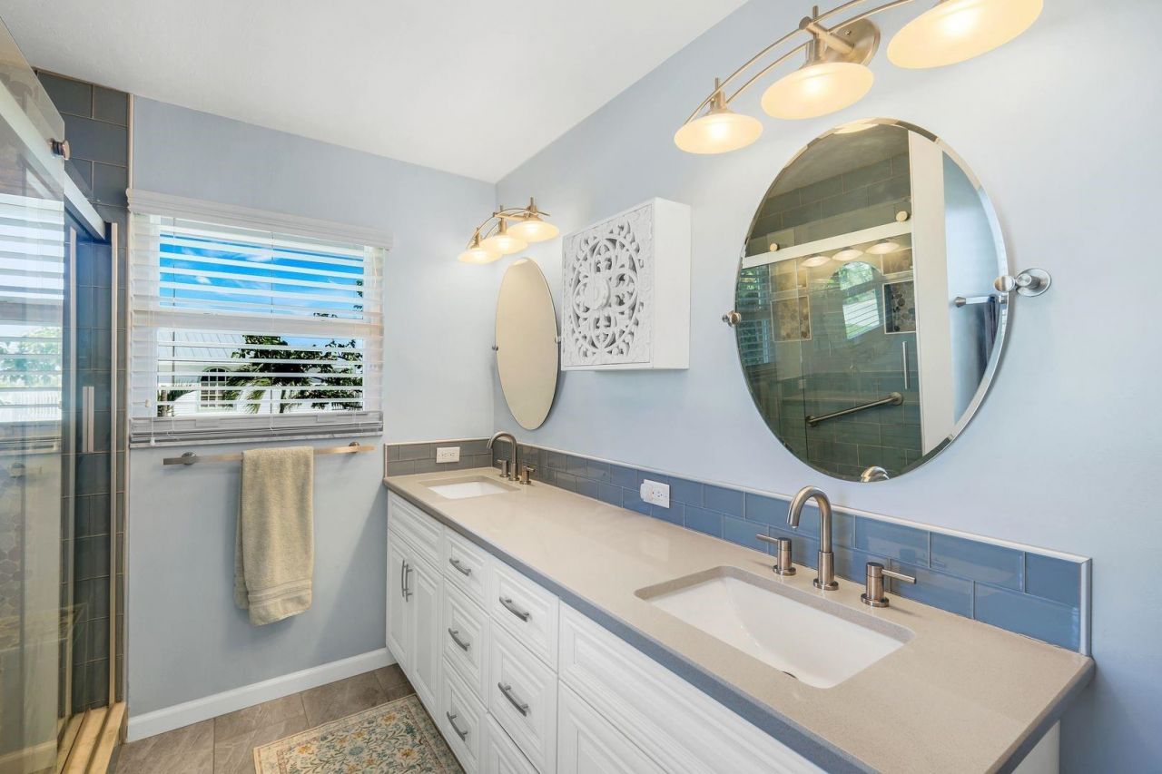 1417 Causey Ct, Sanibel, FL 33957 Photo