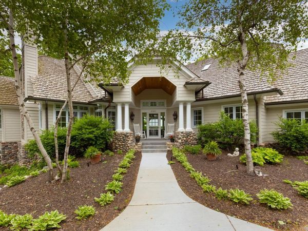 6060 Ridge Road, Excelsior, MN 55331
