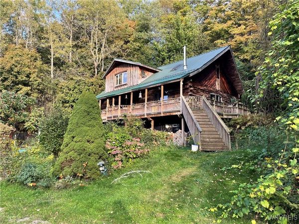 11335 Wyandale Road, Springville, NY 14141