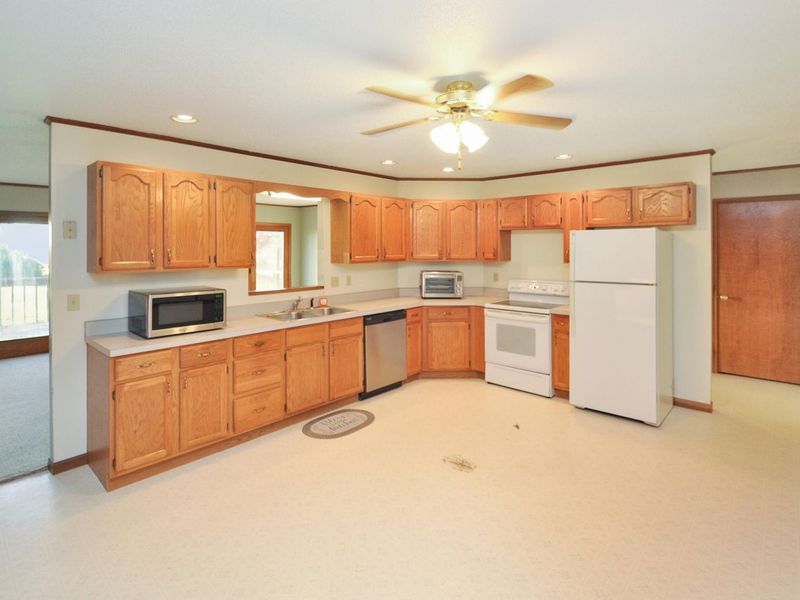 11817 N Us Rt 127, West Manchester, OH 45382 Photo 2