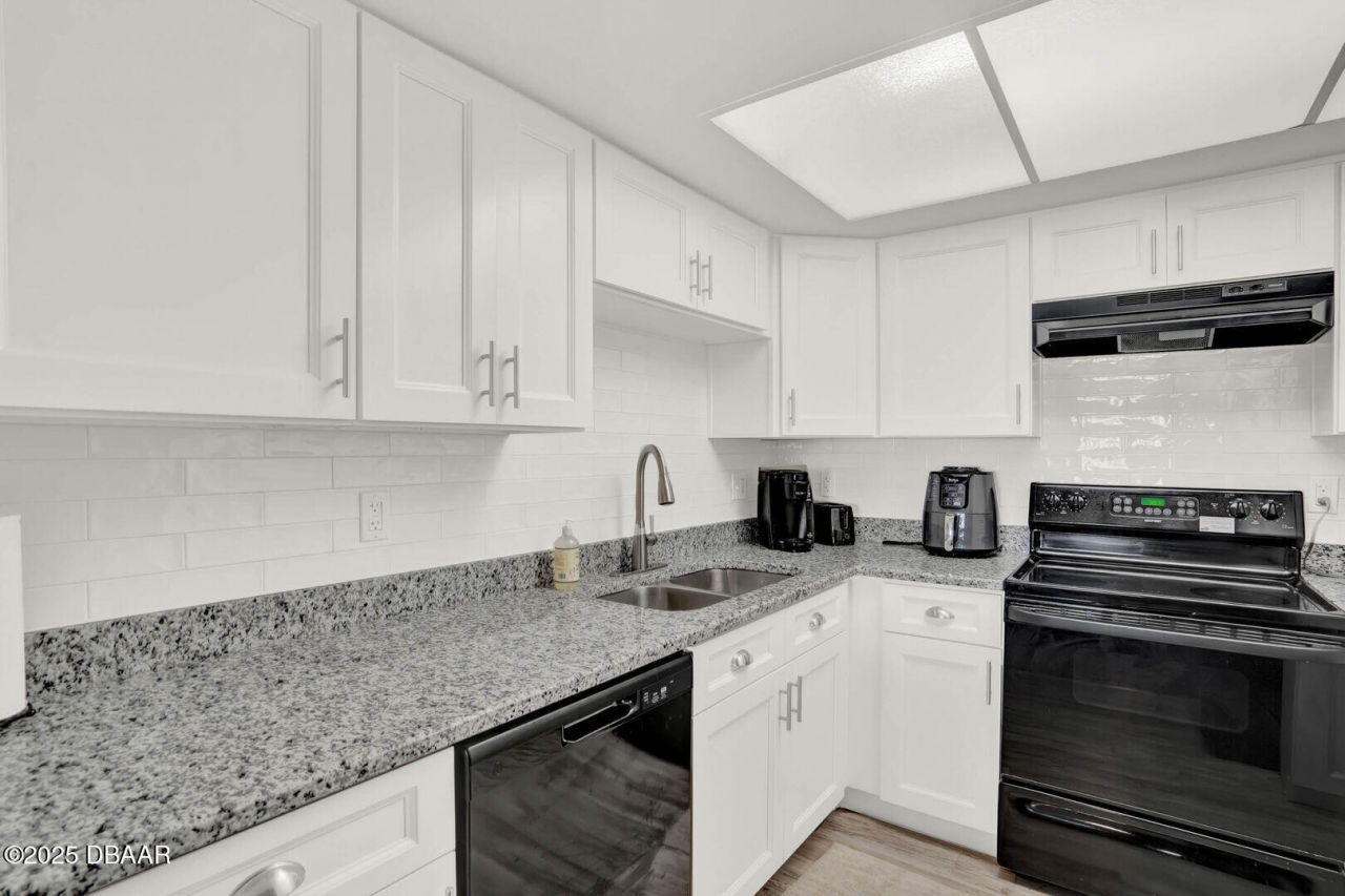 4175 S Atlantic Avenue, Unit 430, New Smyrna Beach, FL 32169 Photo