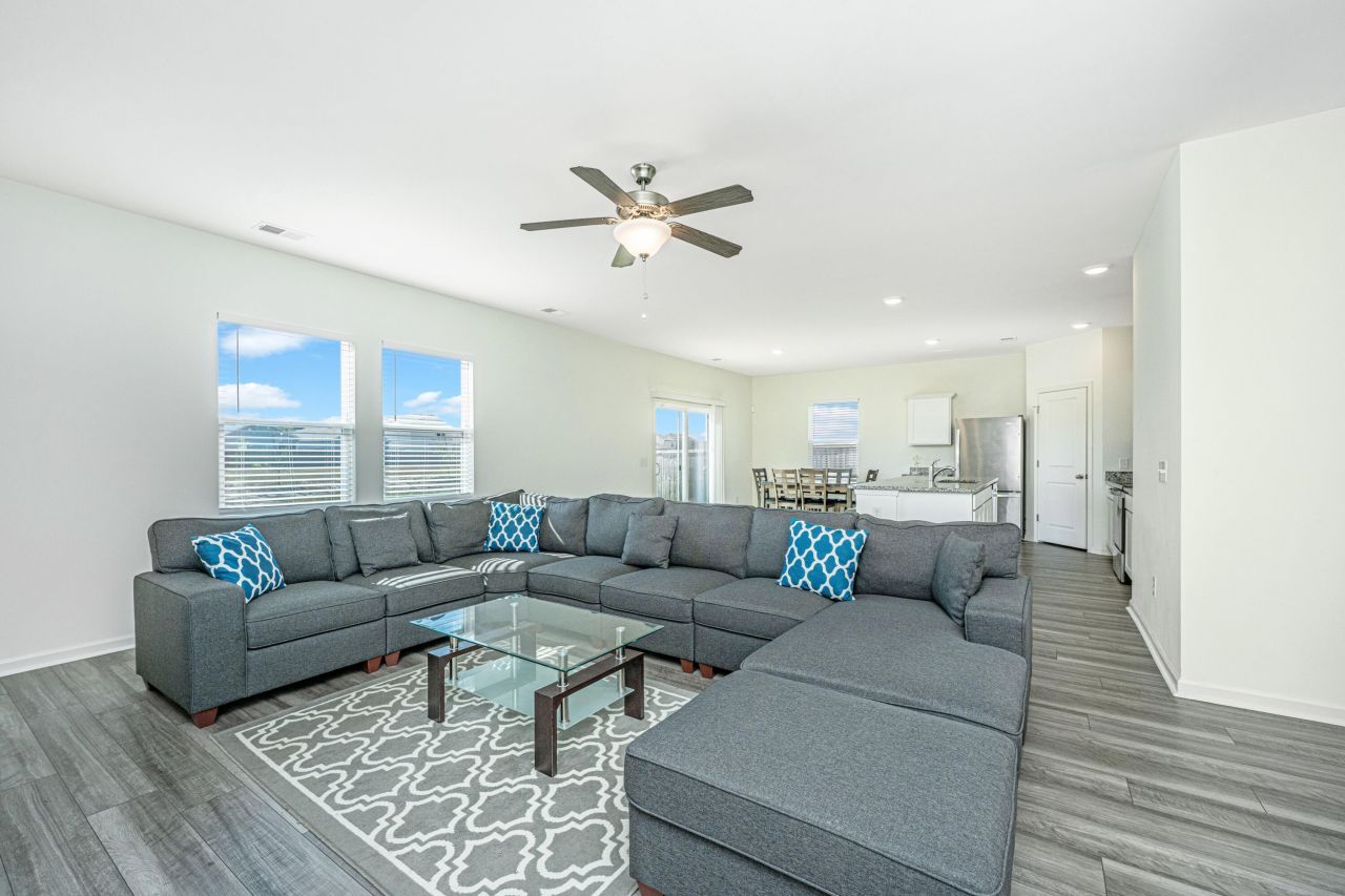 583 Polaris Way Photo 11