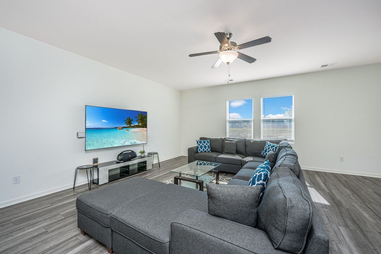 583 Polaris Way Photo 12