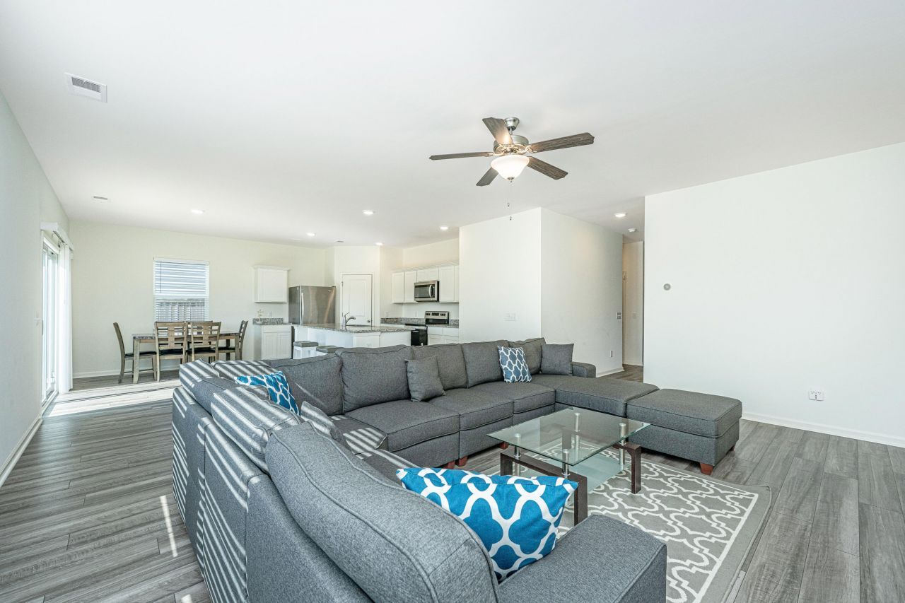 583 Polaris Way Photo 13