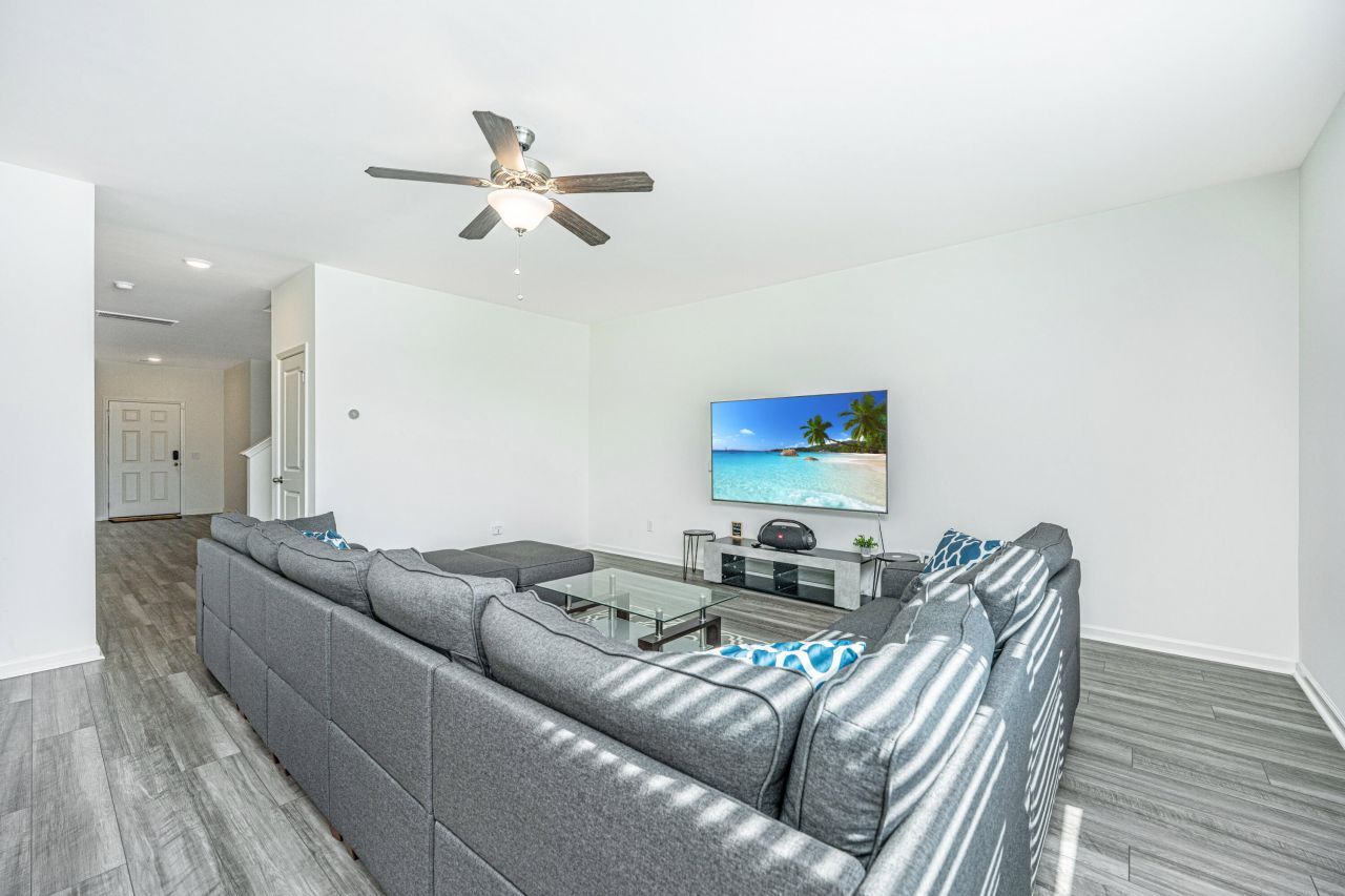 583 Polaris Way Photo 14