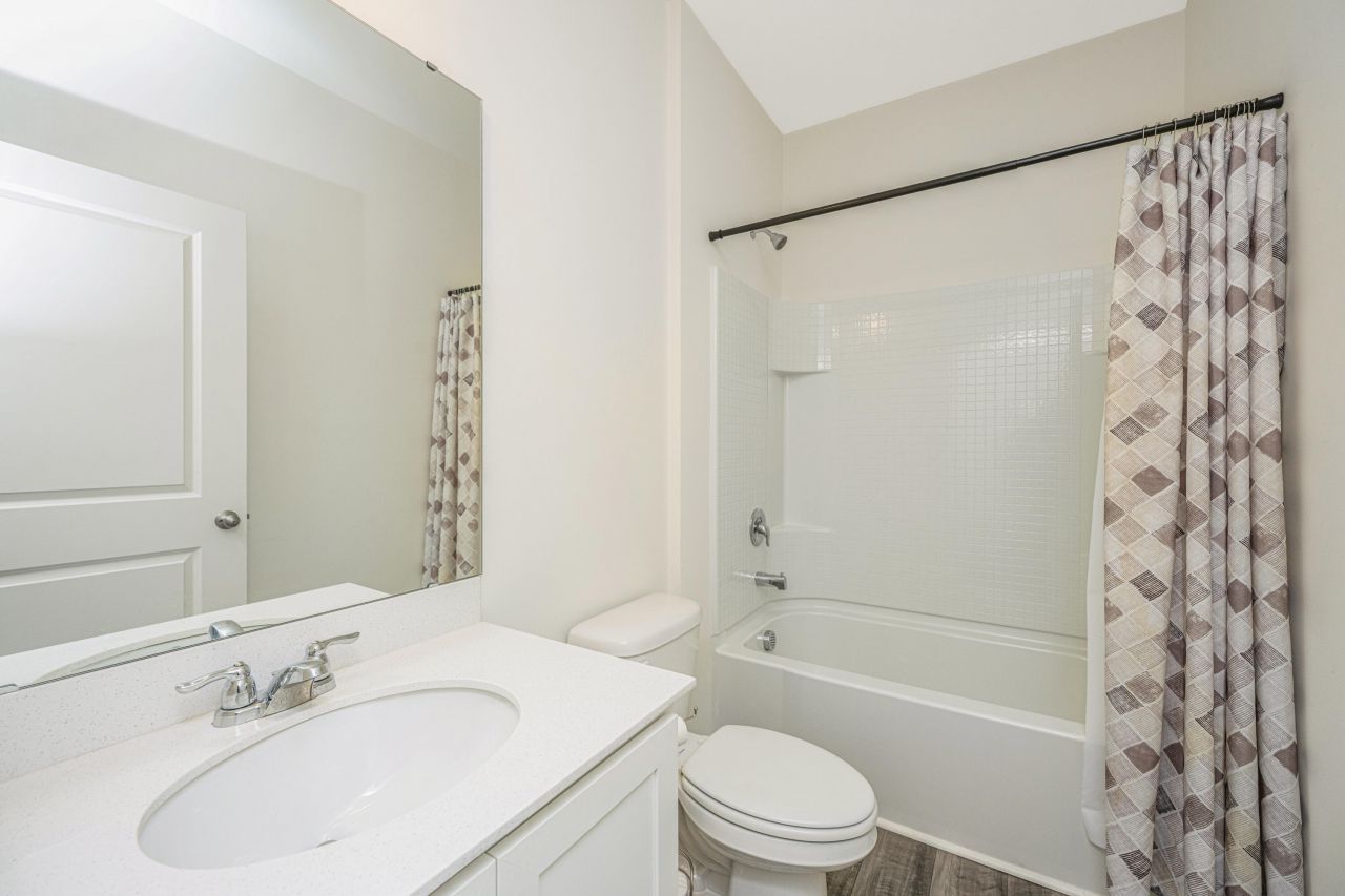 583 Polaris Way Photo 24