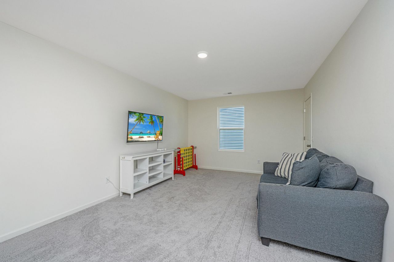 583 Polaris Way Photo 26