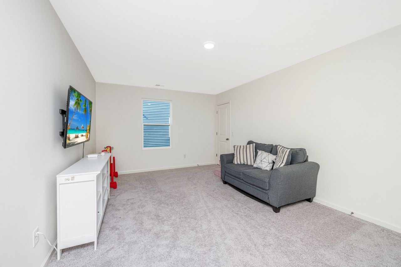 583 Polaris Way Photo 27