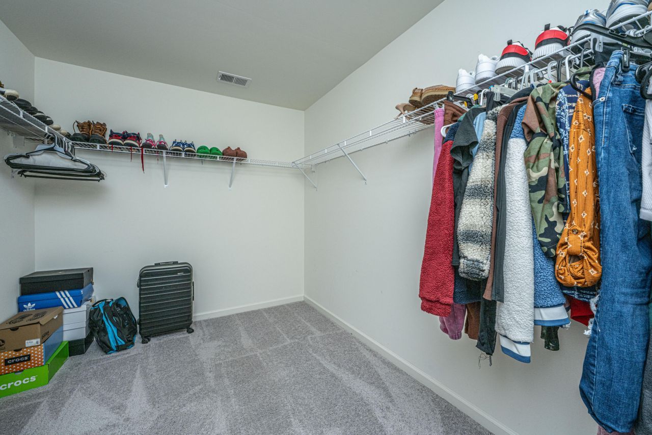 583 Polaris Way Photo 32