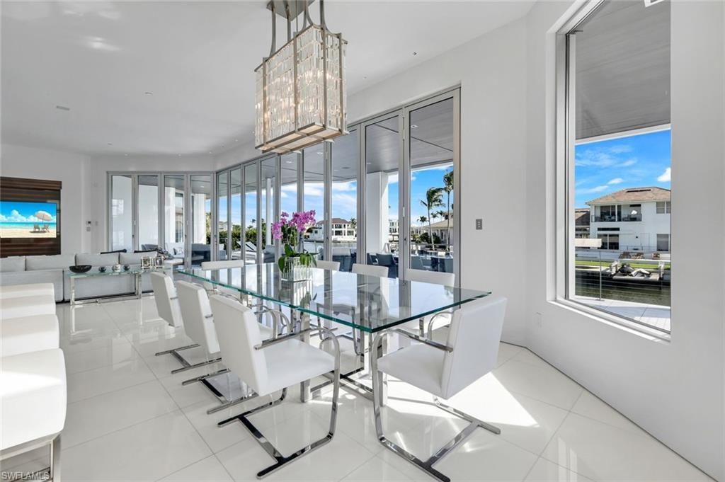 260 Channel Dr, Naples, FL 34108 Photo