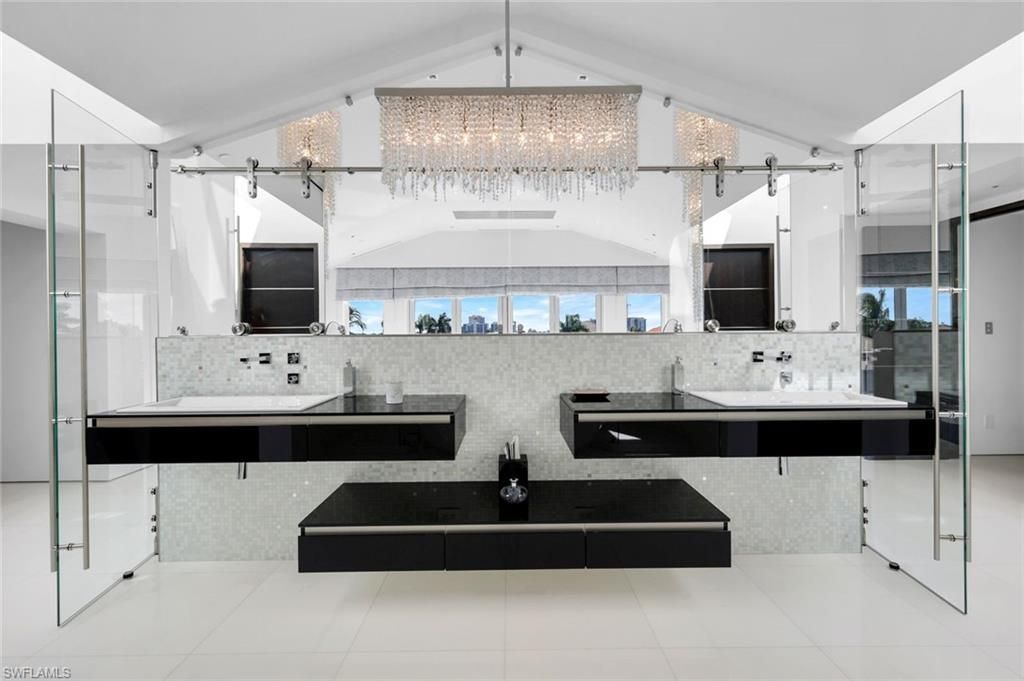 260 Channel Dr, Naples, FL 34108 Photo