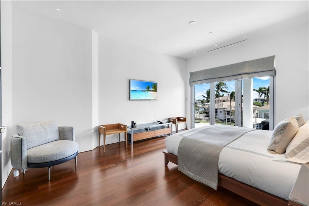 260 Channel Dr, Naples, FL 34108 Photo