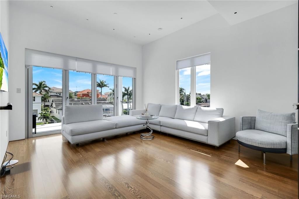 260 Channel Dr, Naples, FL 34108 Photo