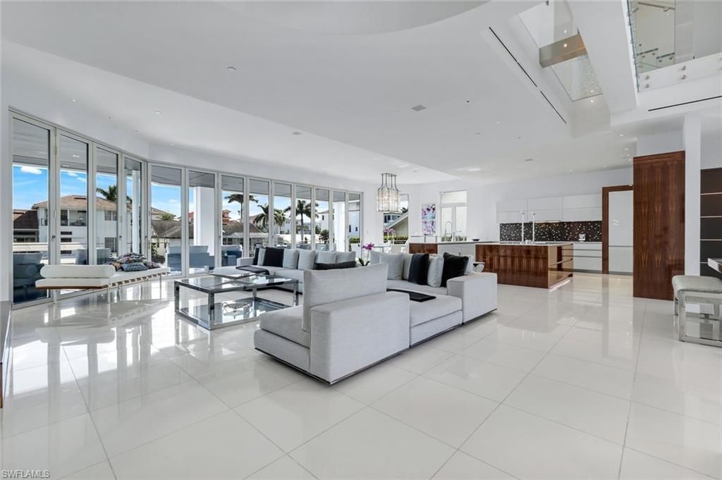 260 Channel Dr, Naples, FL 34108 Photo