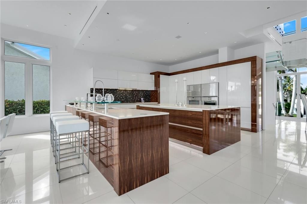 260 Channel Dr, Naples, FL 34108 Photo