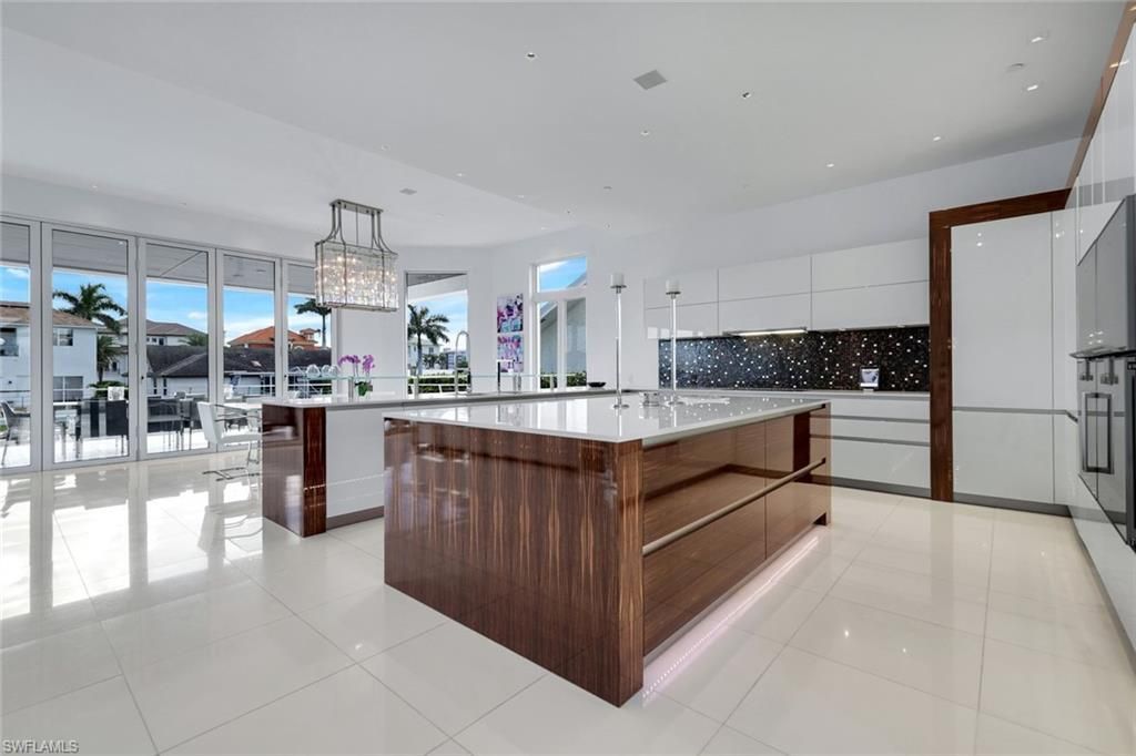 260 Channel Dr, Naples, FL 34108 Photo