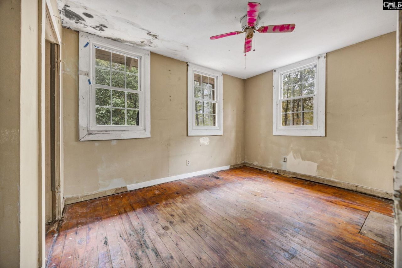 8857 Sc-215 Photo 12