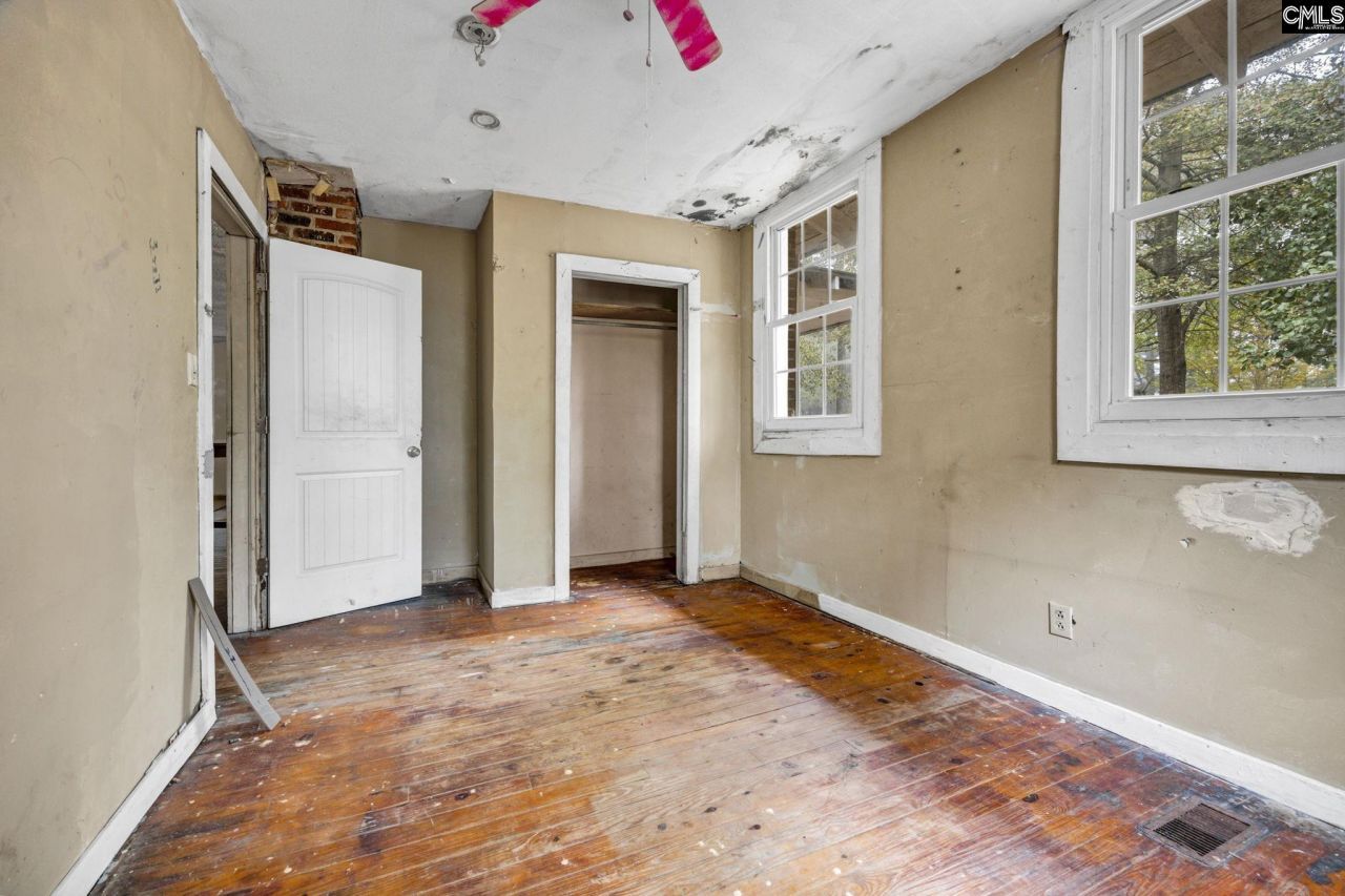 8857 Sc-215 Photo 13