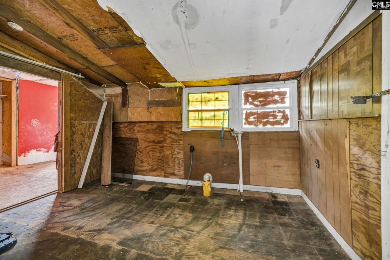 8857 Sc-215 Photo 17