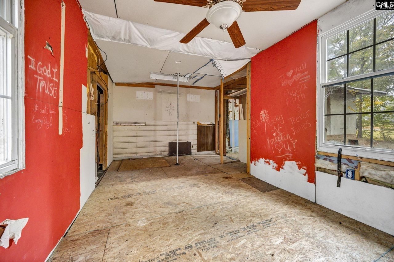 8857 Sc-215 Photo 21