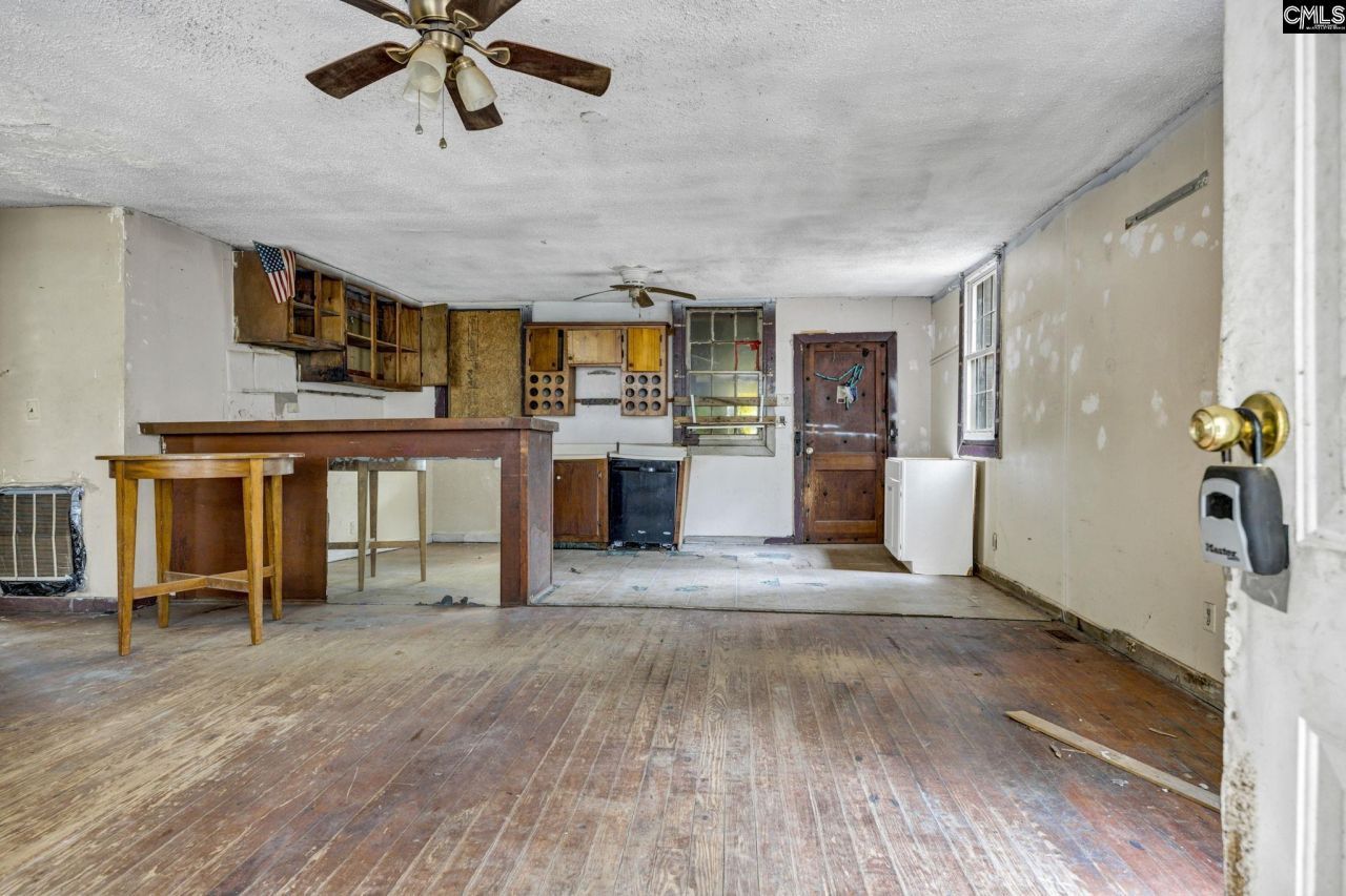 8857 Sc-215 Photo 22